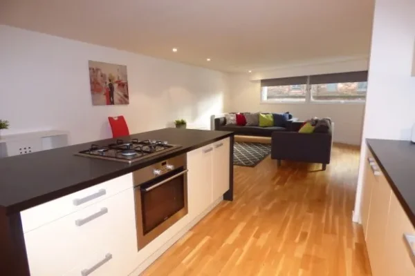 2 Bedroom Flat, G4 130 Bell Street - Image 12
