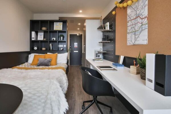 Studio, N1 Silicon Way