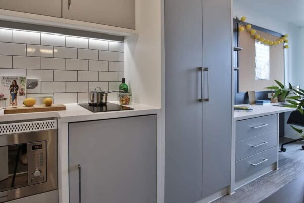 Studio, N1 Silicon Way - Image 5
