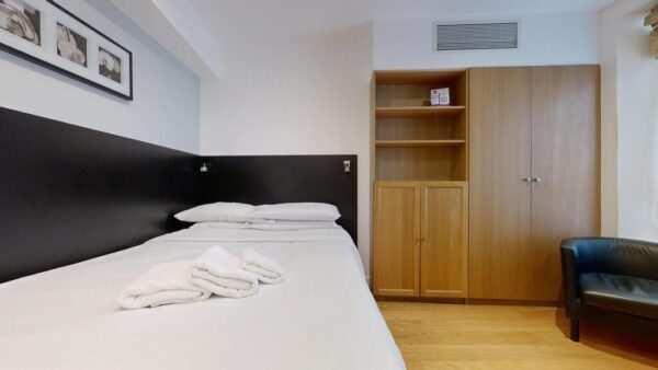Studio, WC1H Cartwright Gardens - Image 2