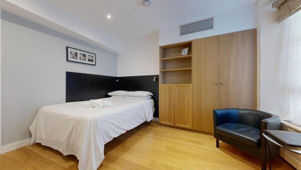 Studio, WC1H Cartwright Gardens