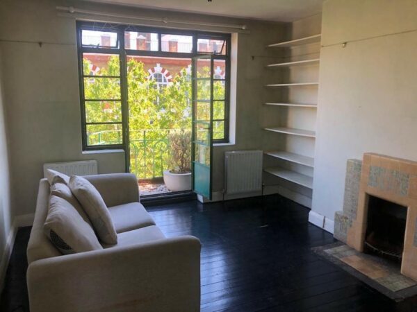 2 Bedroom Flat, E1 Myrdle Street