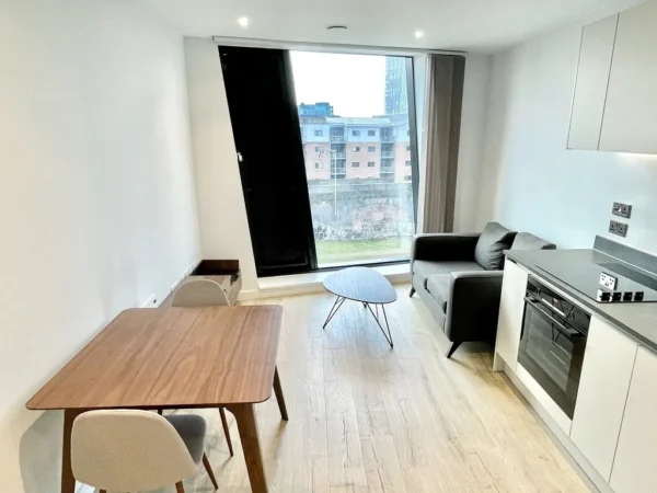 1 Bedroom Flat, M1 Axis Tower