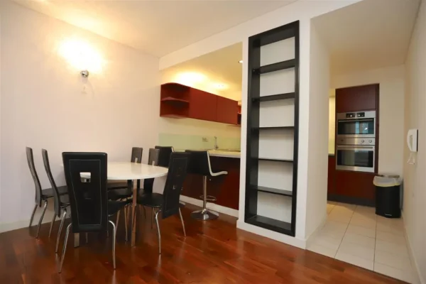 2 Bedroom Flat, M3 Leftbank - Image 2
