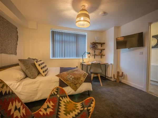 1 Bedroom Flat, CV1 Cornwall Road