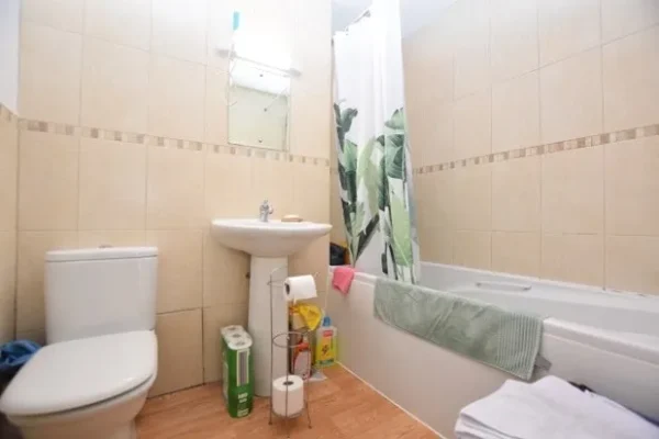 1 Bedroom Flat, S1 Trafalgar Street - Image 4