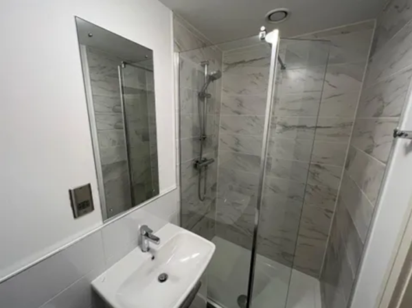 1 Bedroom Flat, L3 Jesse Hartley Way, Liverpool - Image 12